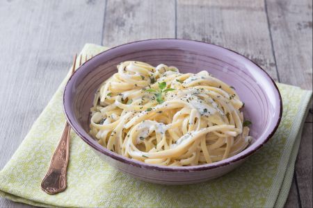 Cremige Pasta mit Kräutern