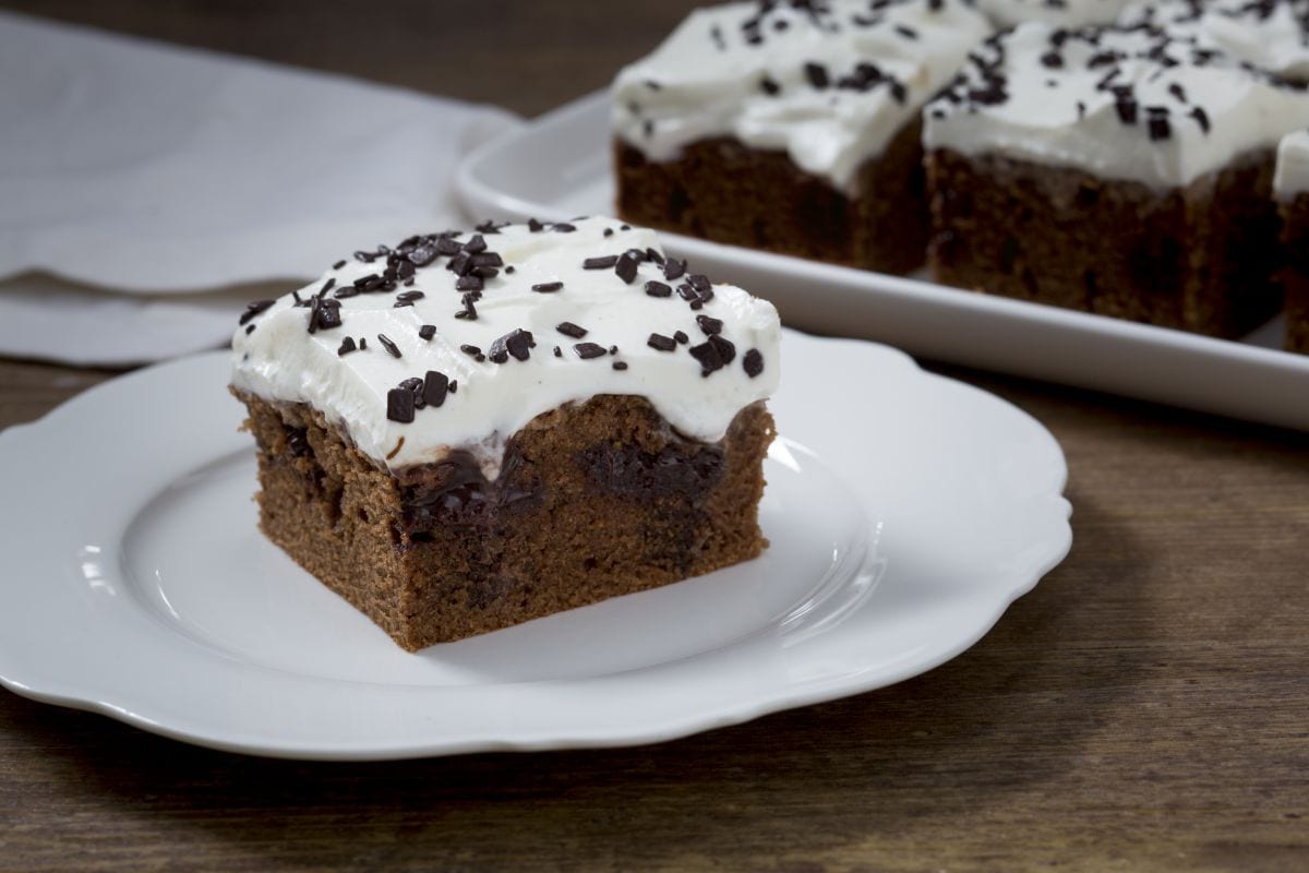 Schokoladen-Poke-Cake