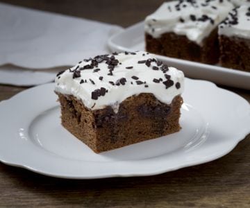 Schokoladen-Poke-Cake
