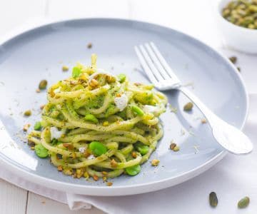 Troccoli mit dicken Bohnenpesto