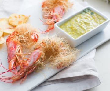 Garnelen in Kataifi-Teig mit Spargelsauce