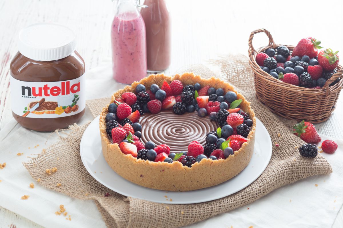 Kalte Torte mit Himbeermousse und Nutella®