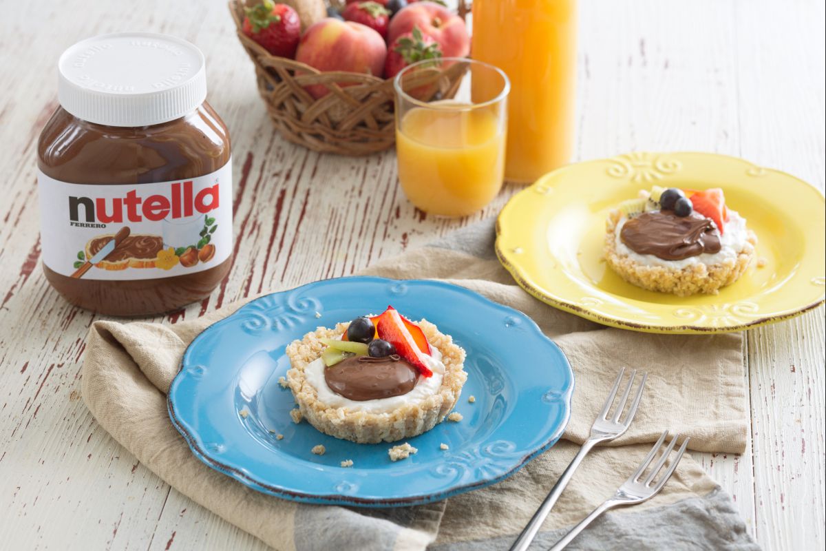 Ungebackene Törtchen mit Joghurtcreme und Nutella®