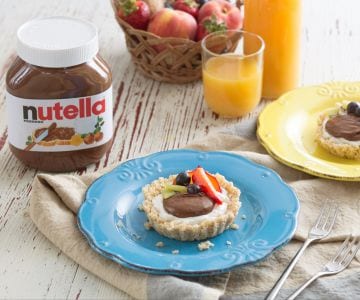 Ungebackene Törtchen mit Joghurtcreme und Nutella®