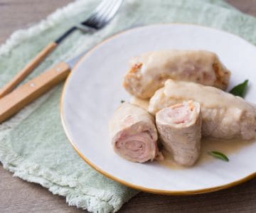 Kalbsröllchen mit Schinken und Käse