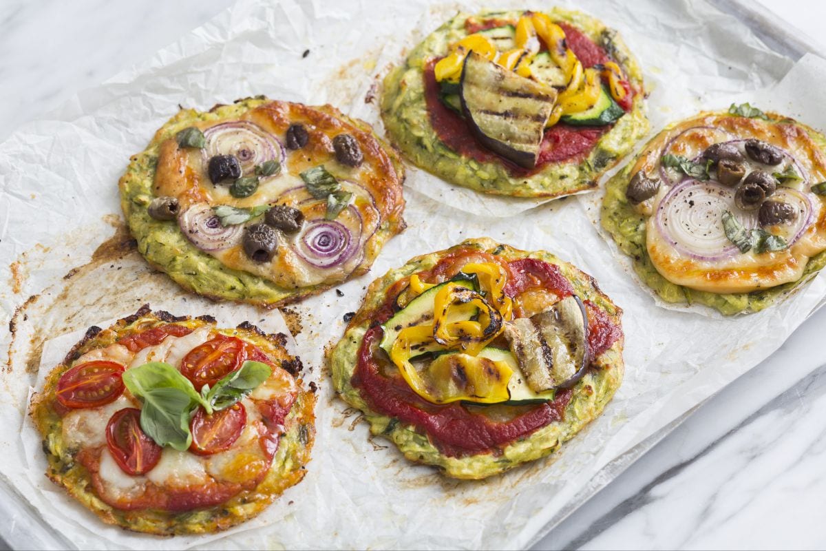 Sommerliche Zucchinipizzen