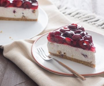 Käsekuchen mit Kirschen