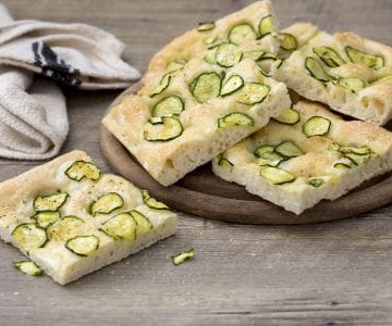 Focaccia mit Zucchini