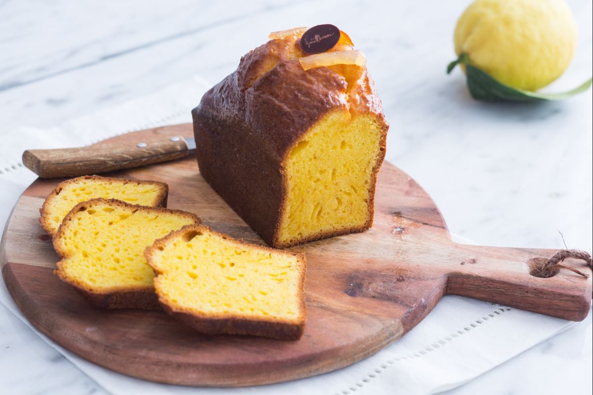 Weißer Schokoladen- und Zitronen-Pfundkuchen