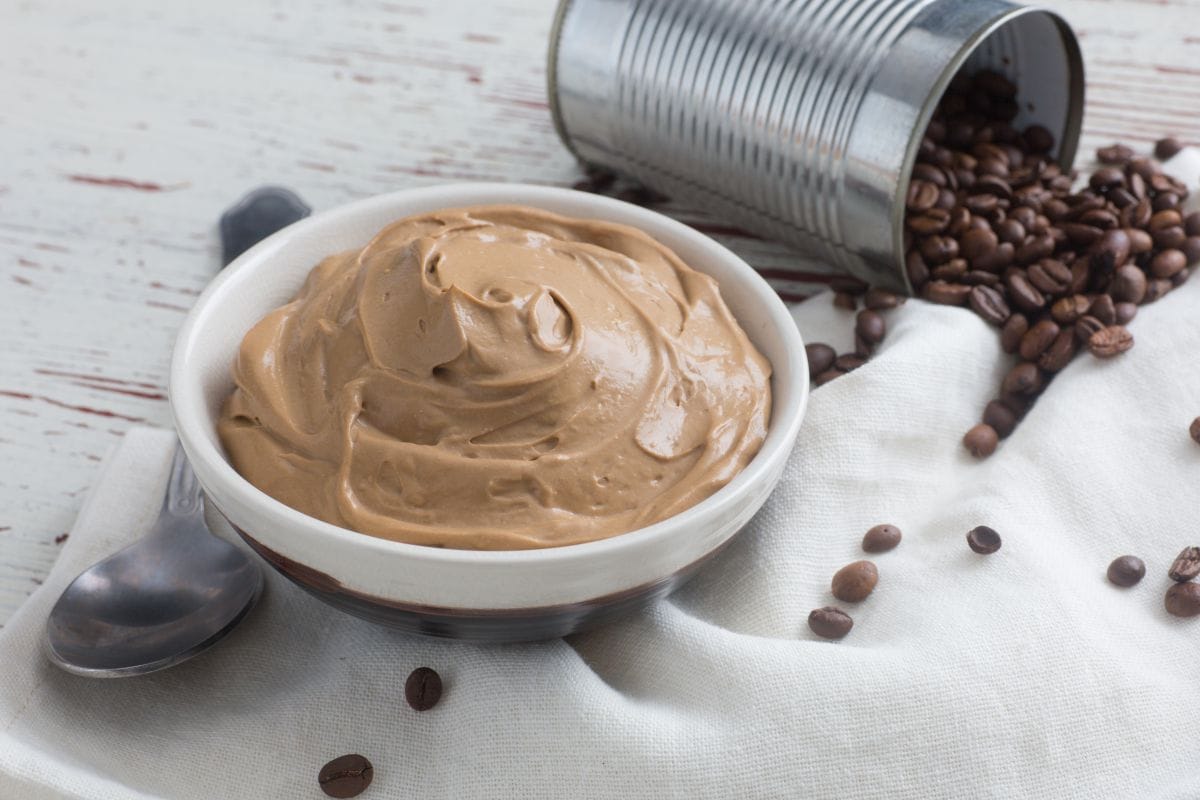 Diplomatencreme mit Kaffee