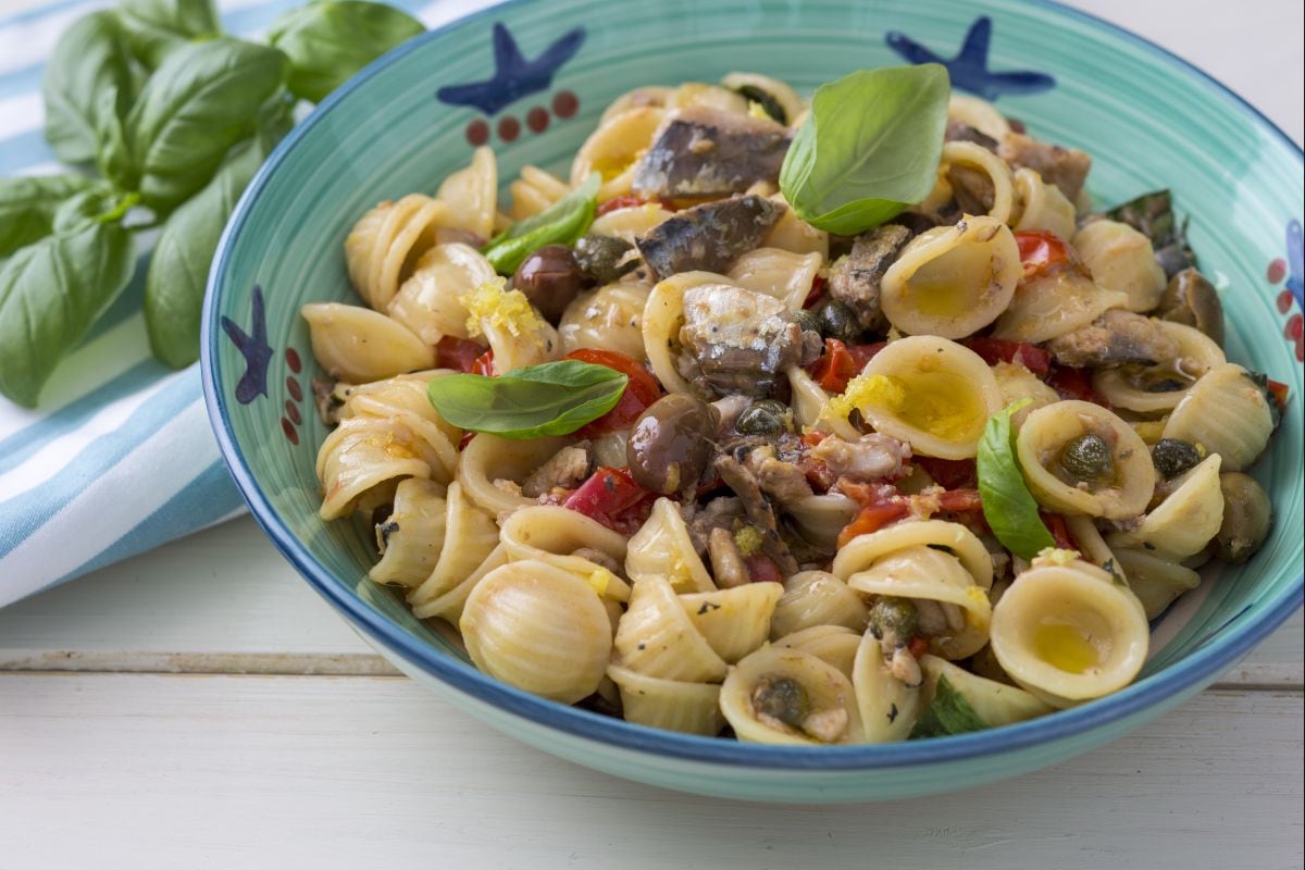 Orecchiette mit Sardinen und Kirschtomaten