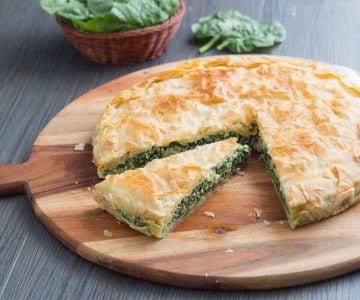 Burek mit Spinat und Ricotta
