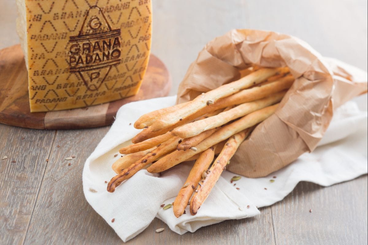 Grissini mit Grana Padano