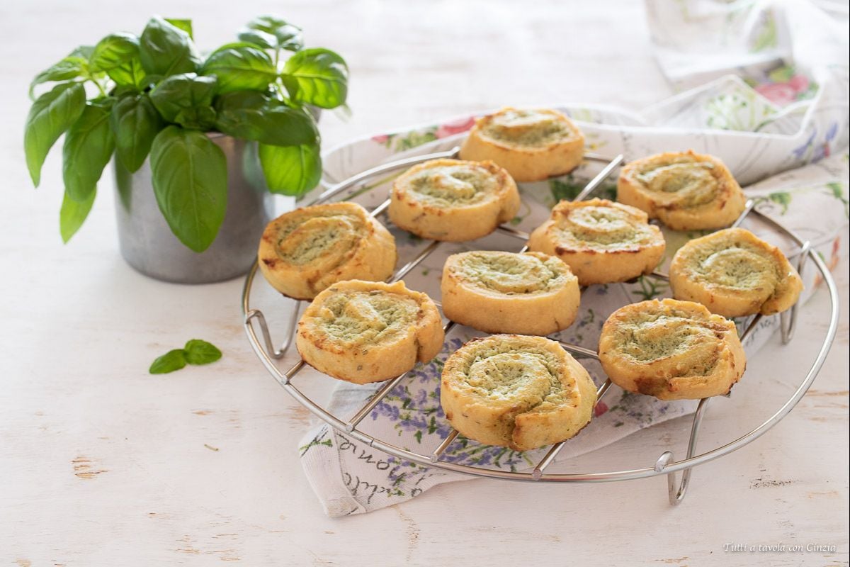 Salzige Mürbteig-Schnecken