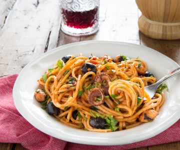 Spaghetti mit Kraken alla Puttanesca
