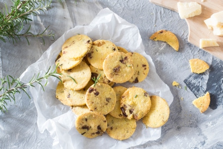 Glutenfreie salzige Kekse