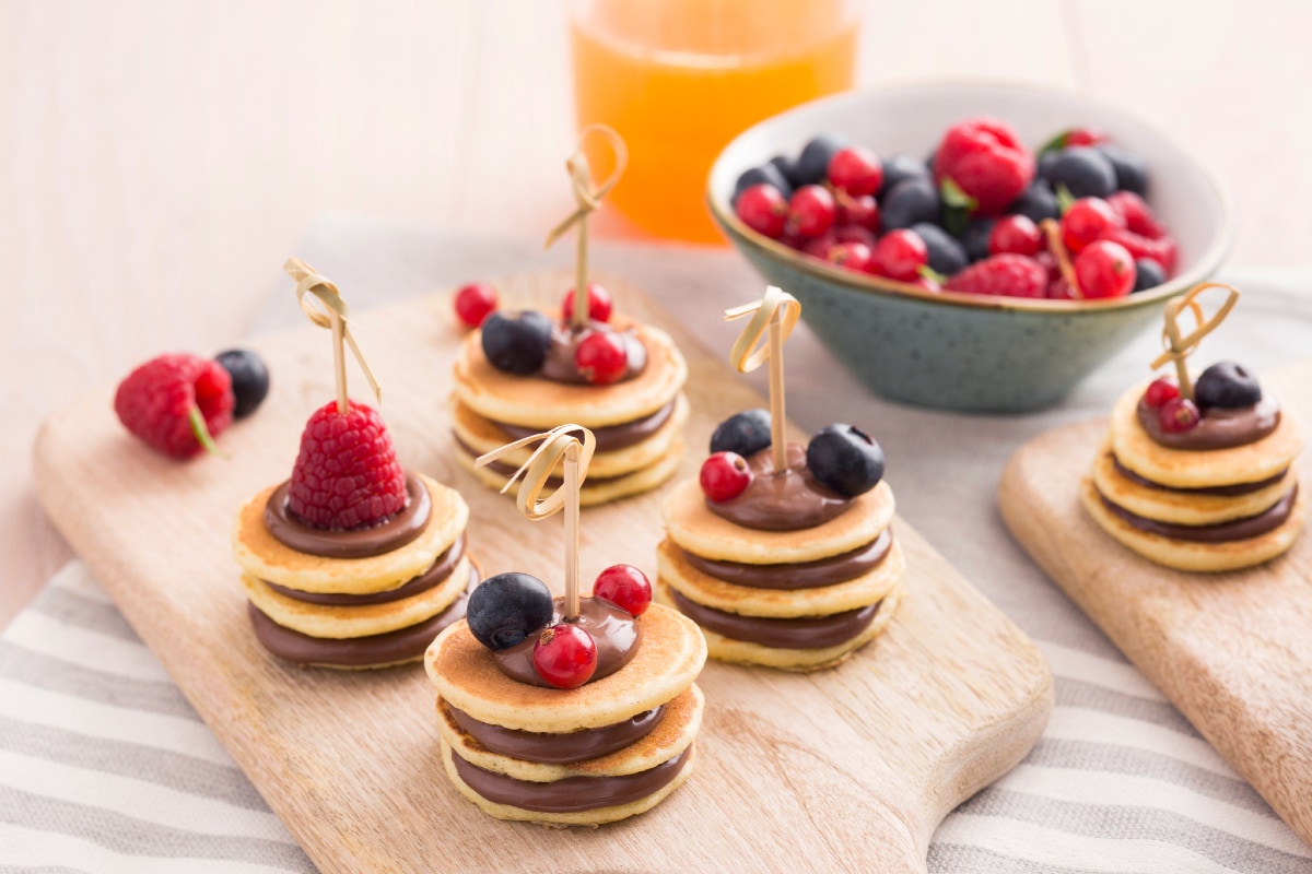 Mini-Pfannkuchen mit Nutella® und Obst