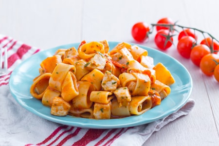 Calamarata mit Schwertfischragout