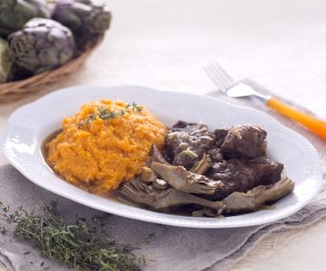 Geschmorte Artischocken mit Süßkartoffelpüree
