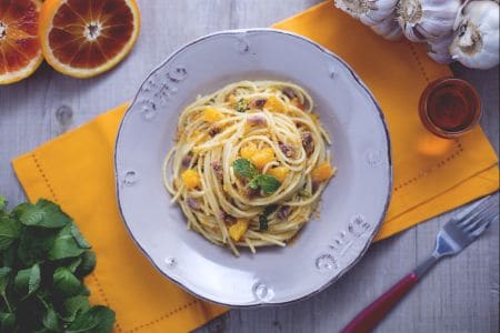 Spaghetti mit Orange und Sardellen