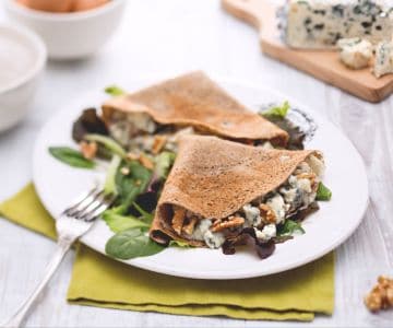 Crêpe mit Roquefort und Walnüssen