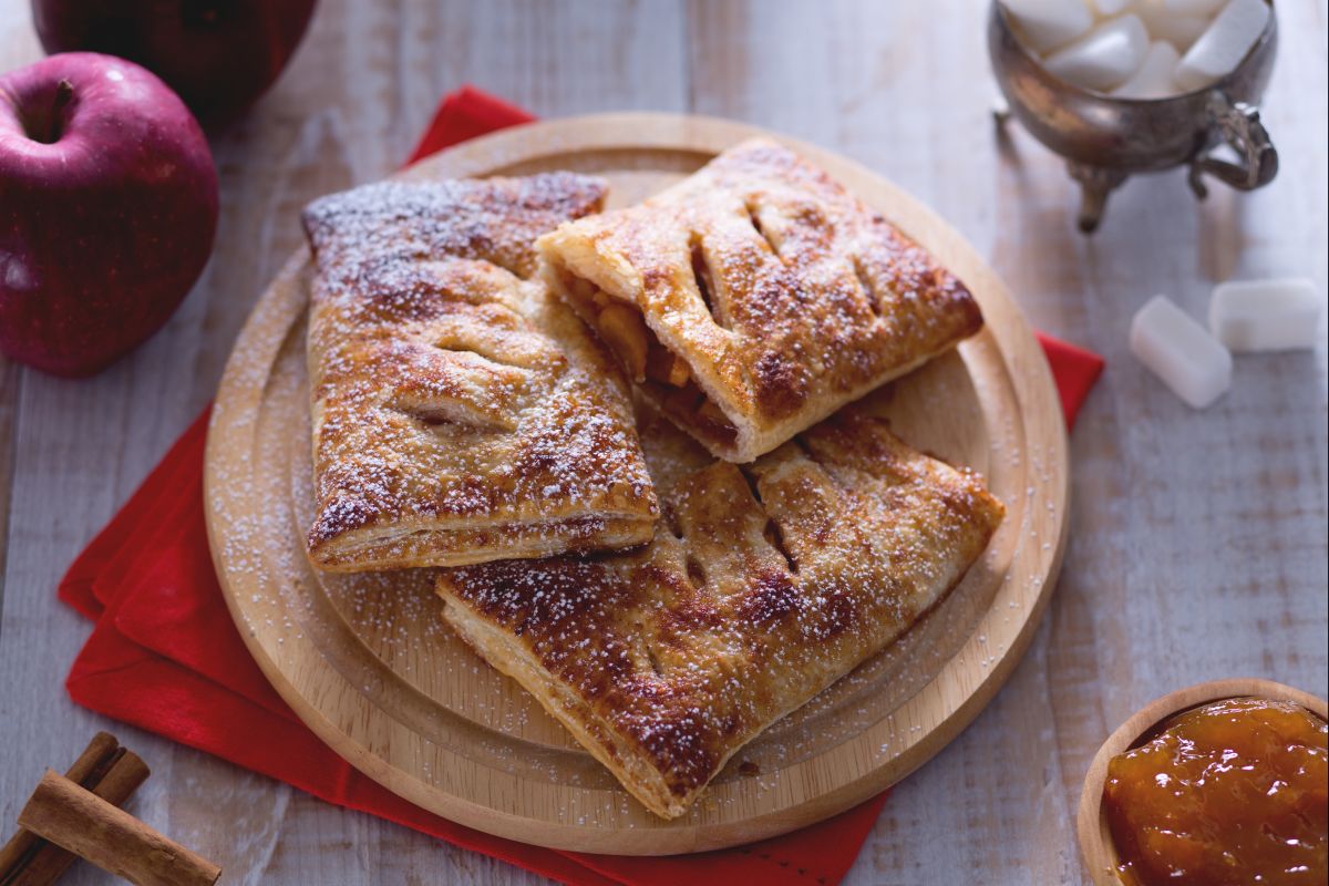Blätterteigtaschen mit Apfelherz