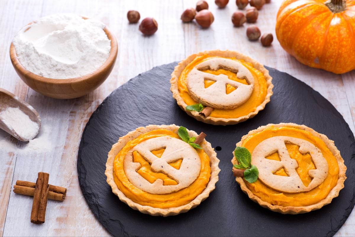 Süße Jack O' Lantern Törtchen