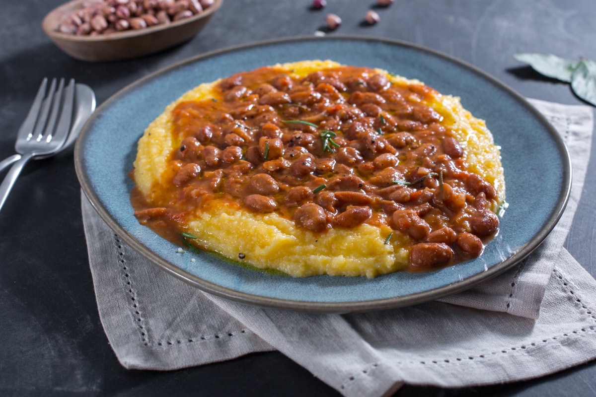 Polenta und Bohnen