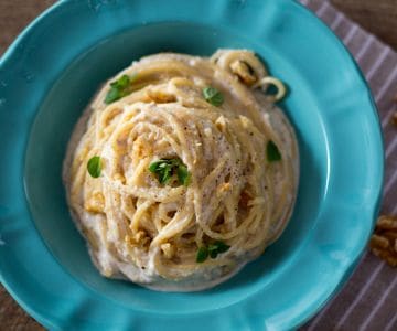Spaghetti mit Walnüssen
