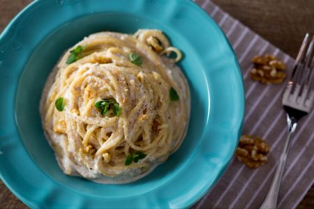 Spaghetti mit Walnüssen