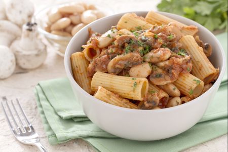 Rigatoni Erde und Meer