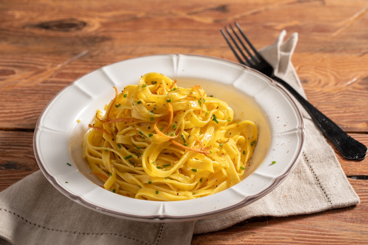 Tagliatelle mit Orange