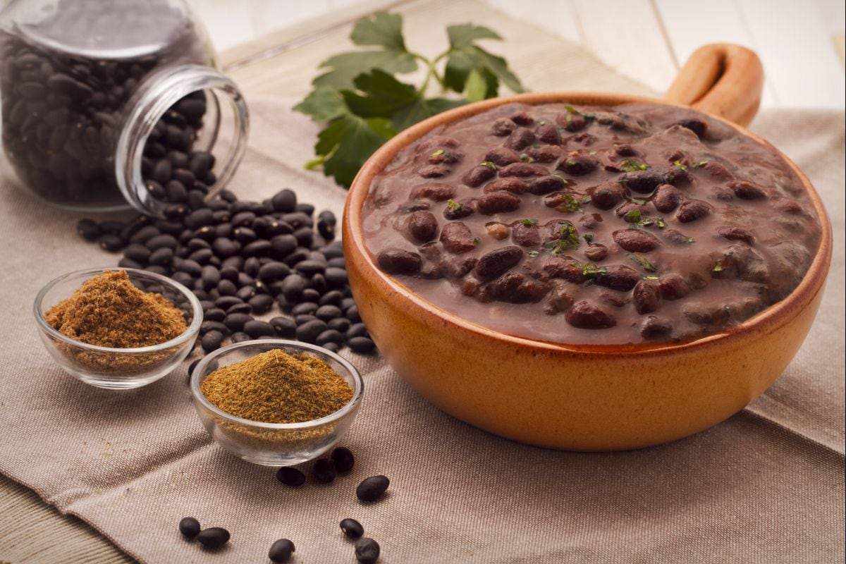 Bohnencreme (Frijoles Refritos)