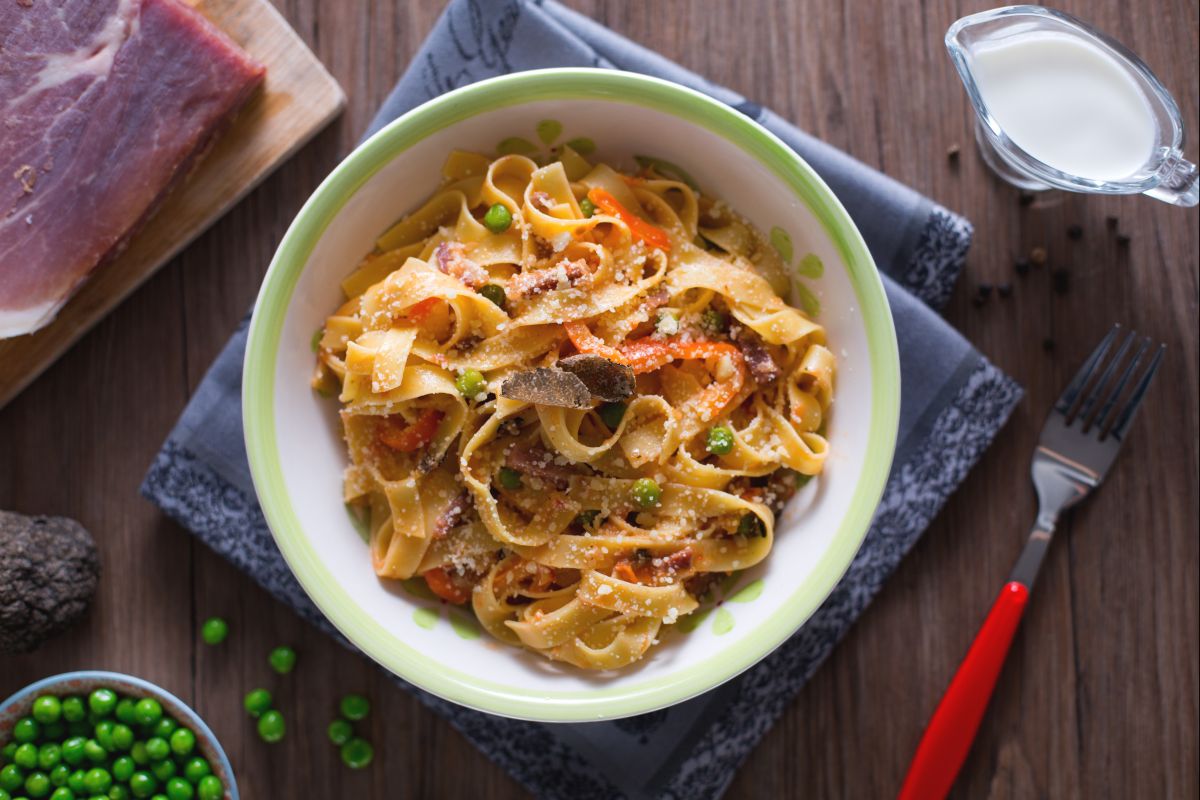 Fettuccine alla modenese