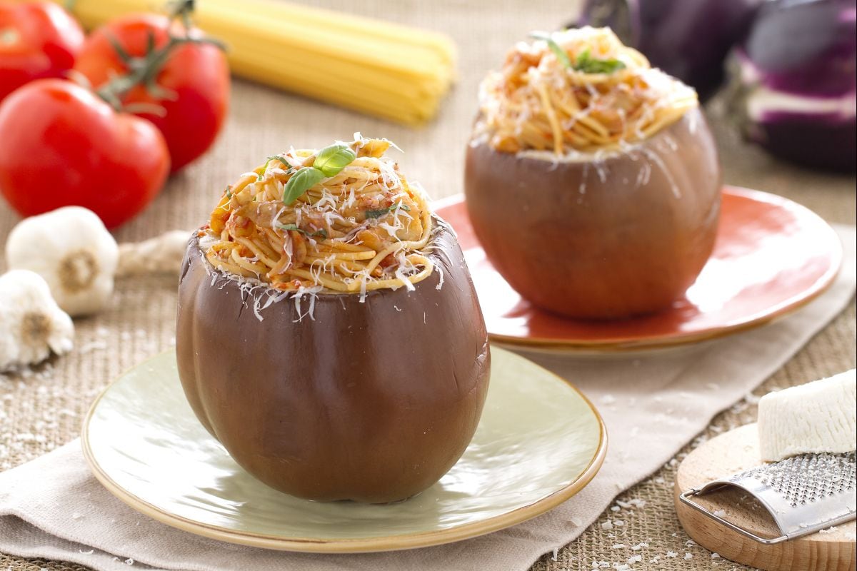 Gefüllte Auberginen mit Spaghetti alla Norma