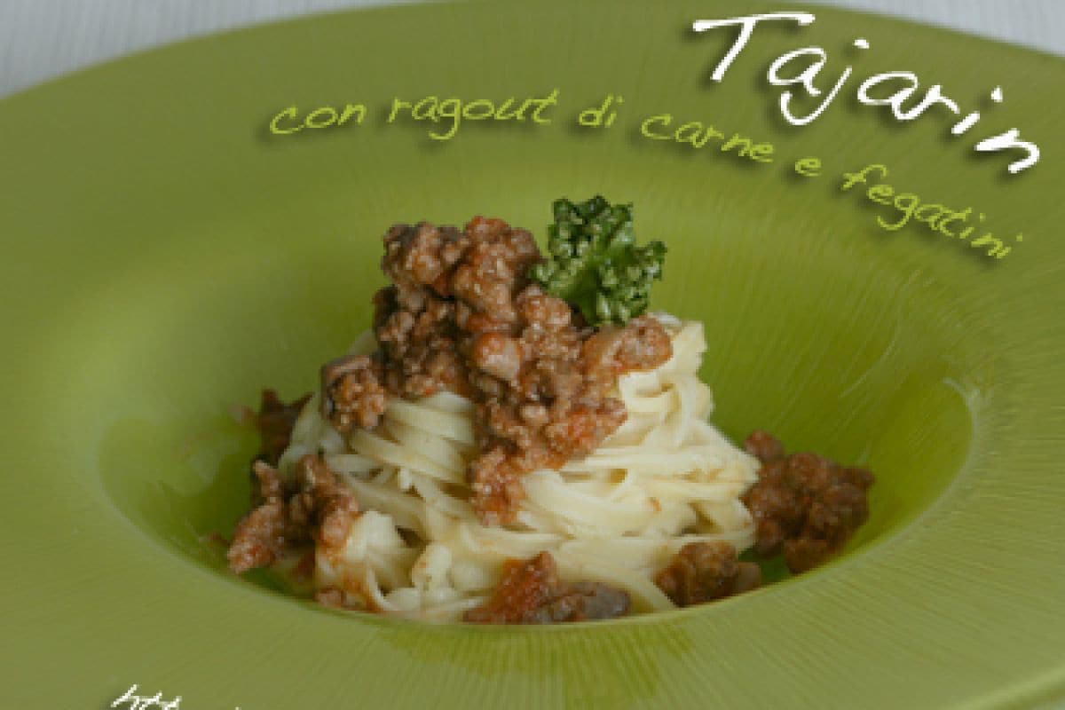 Tajarin mit Fleisch- und Leberragout