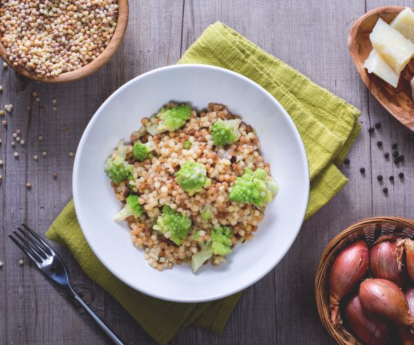 Fregola mit Romanesco-Brokkoli