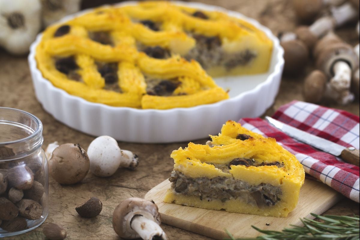 Herzhafte Polenta-Torte