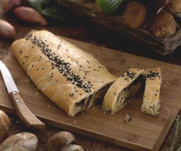 Strudel mit Steinpilzen