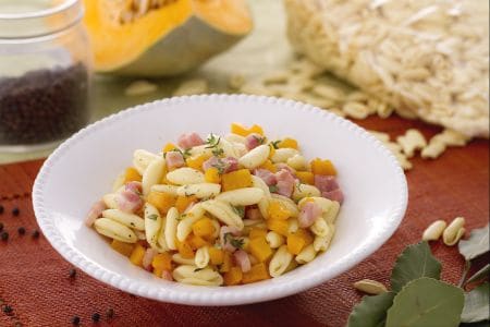Cavatelli mit Speck und Kürbis