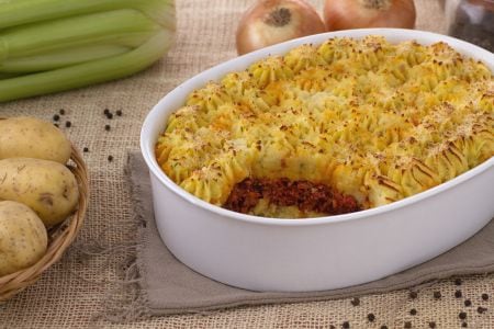 Kartoffeltorte mit Cotechino-Ragù-Herz