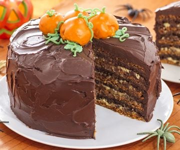 Halloween-Schichtkuchen