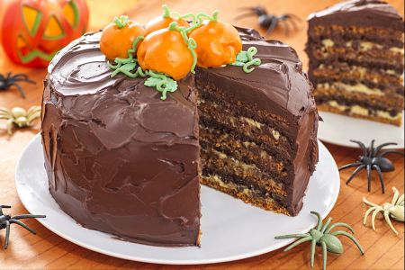 Halloween-Schichtkuchen