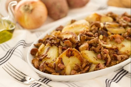 Pfifferlingsgröstl mit Speck