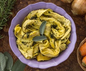 Gefüllte Tagliatelle mit Cotechino