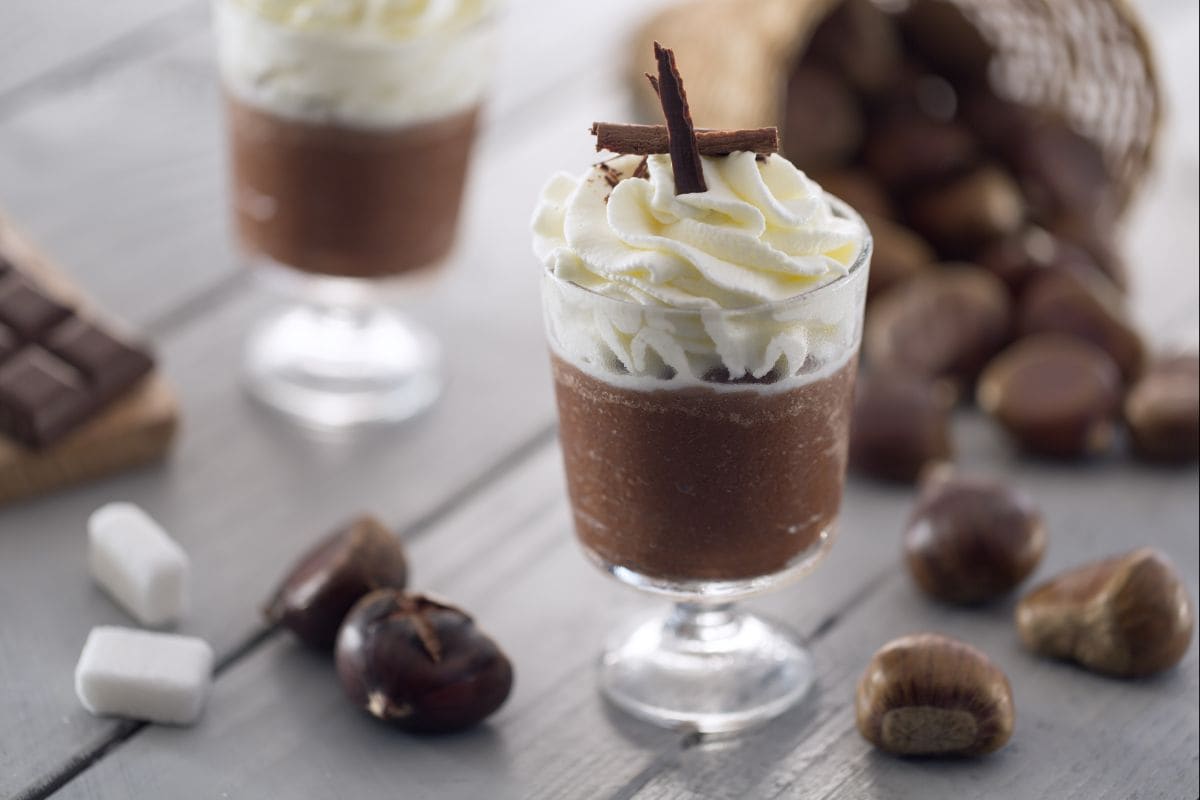 Kastanien-Desserts im Glas