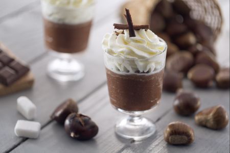 Kastanien-Desserts im Glas
