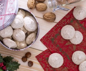 Kekse mit Walnüssen und Haselnüssen
