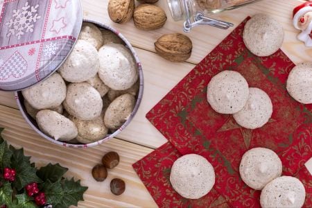 Kekse mit Walnüssen und Haselnüssen