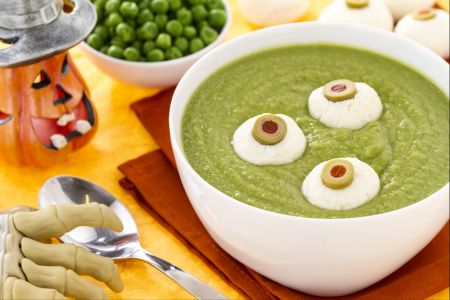 Halloween-Cremesuppe mit Äuglein